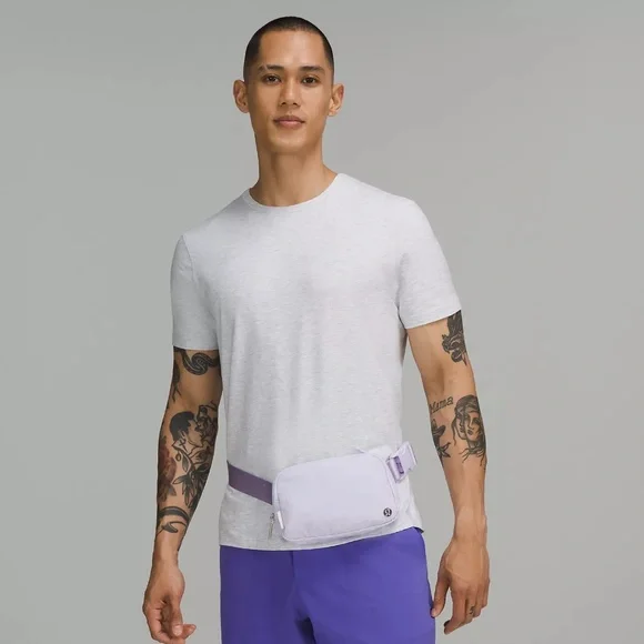 🆕 NWT EXTENDED STRAP lululemon everywhere belt bag - lavender fog - Picture 7 of 14